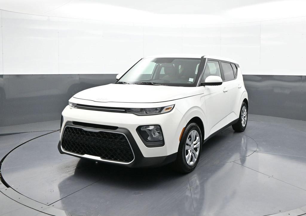 Certified 2022 Kia Soul LX