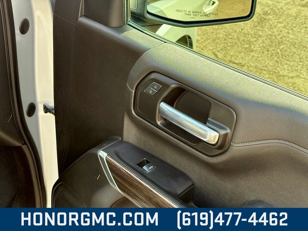 Used 2021 Chevrolet Silverado 1500 LT image 24