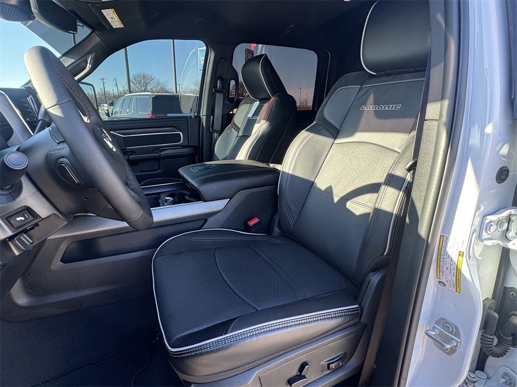 Used 2025 RAM 3500 Laramie w/ Night Edition image 20
