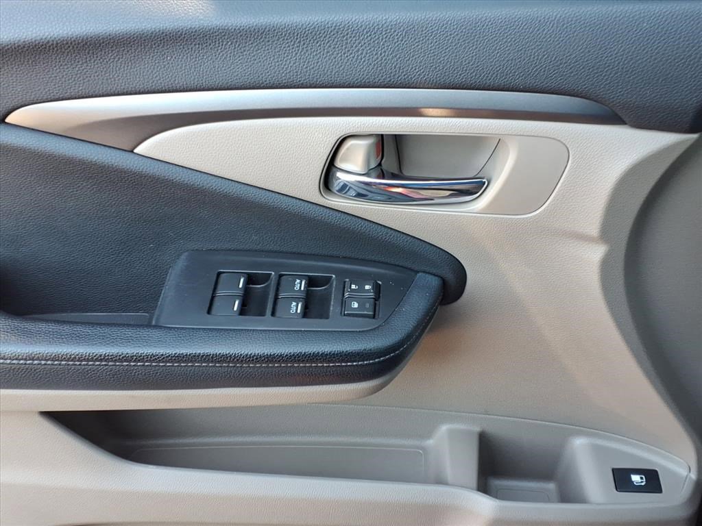 Used 2019 Honda Ridgeline RTL-T image 12