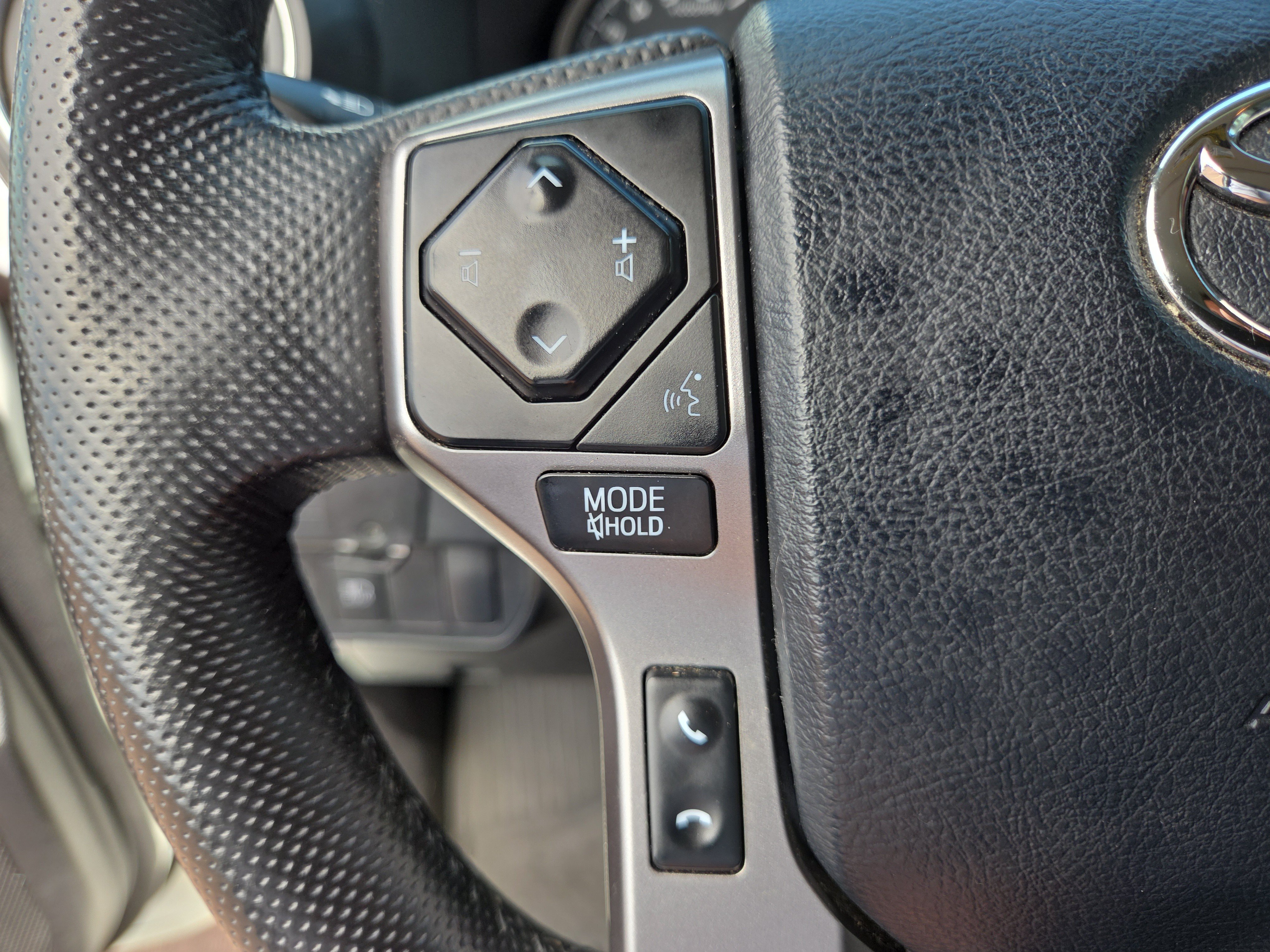 Certified 2023 Toyota Tacoma SR5 AWD/4WD image 27