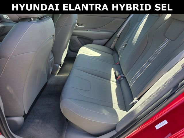 Used 2025 Hyundai Elantra SEL image 17
