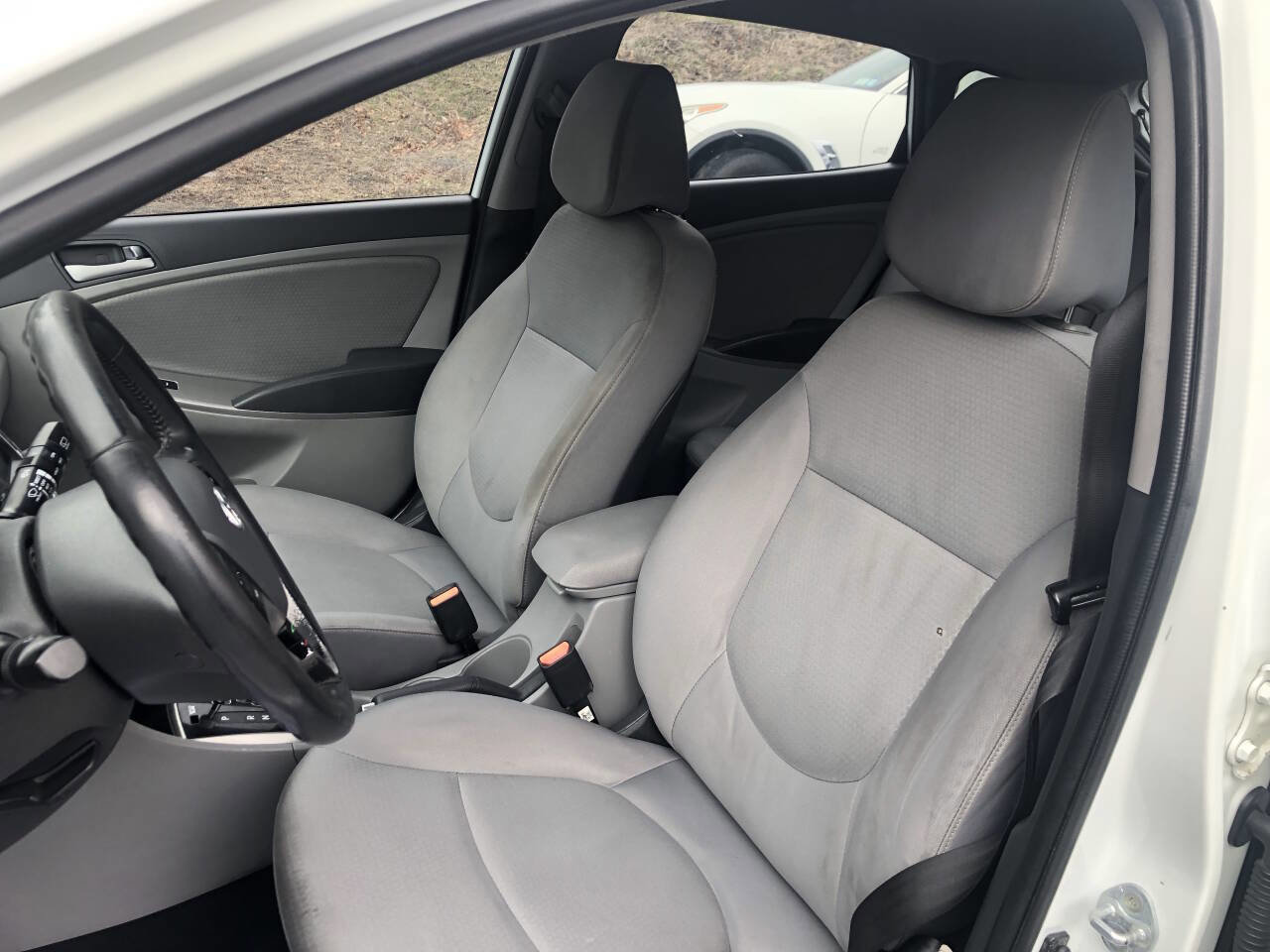 Used 2015 Hyundai Accent Sport image 14