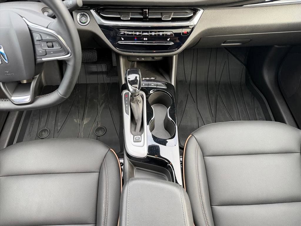 Used 2025 Buick Envista Avenir image 16