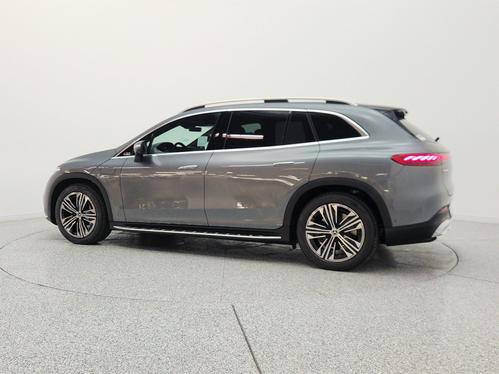 New 2026 Mercedes-Benz EQS 400 4MATIC SUV image 8