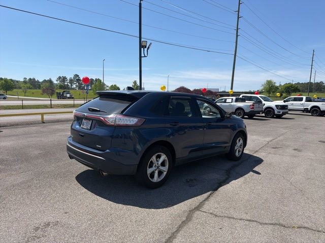 Used 2017 Ford Edge SE image 9