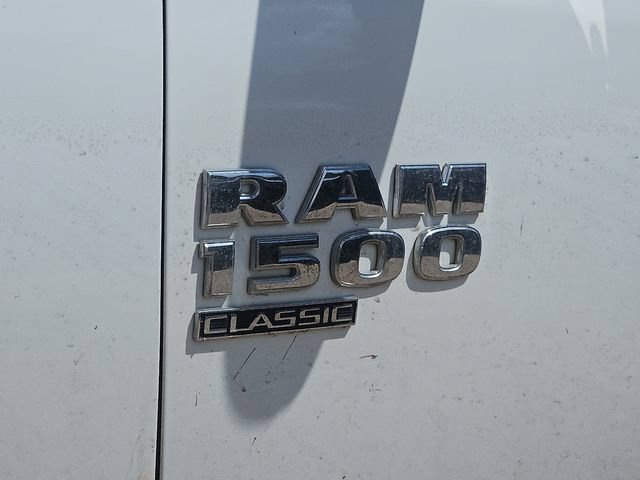 Used 2022 RAM 1500 Classic SLT w/ Electronics Group AWD/4WD image 5