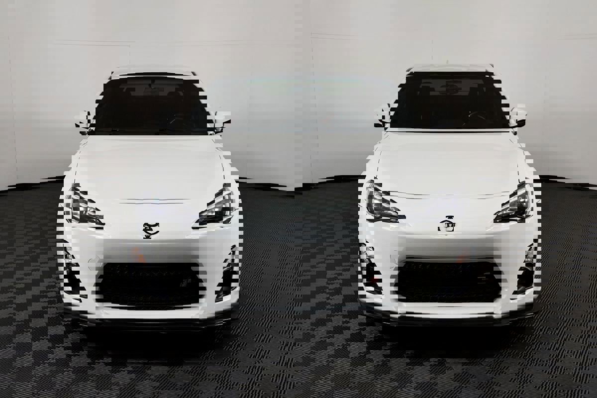 Used 2016 Scion FR-S image 4