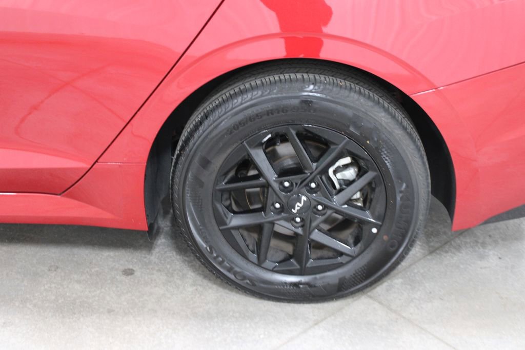Used 2025 Kia K5 LXS image 43