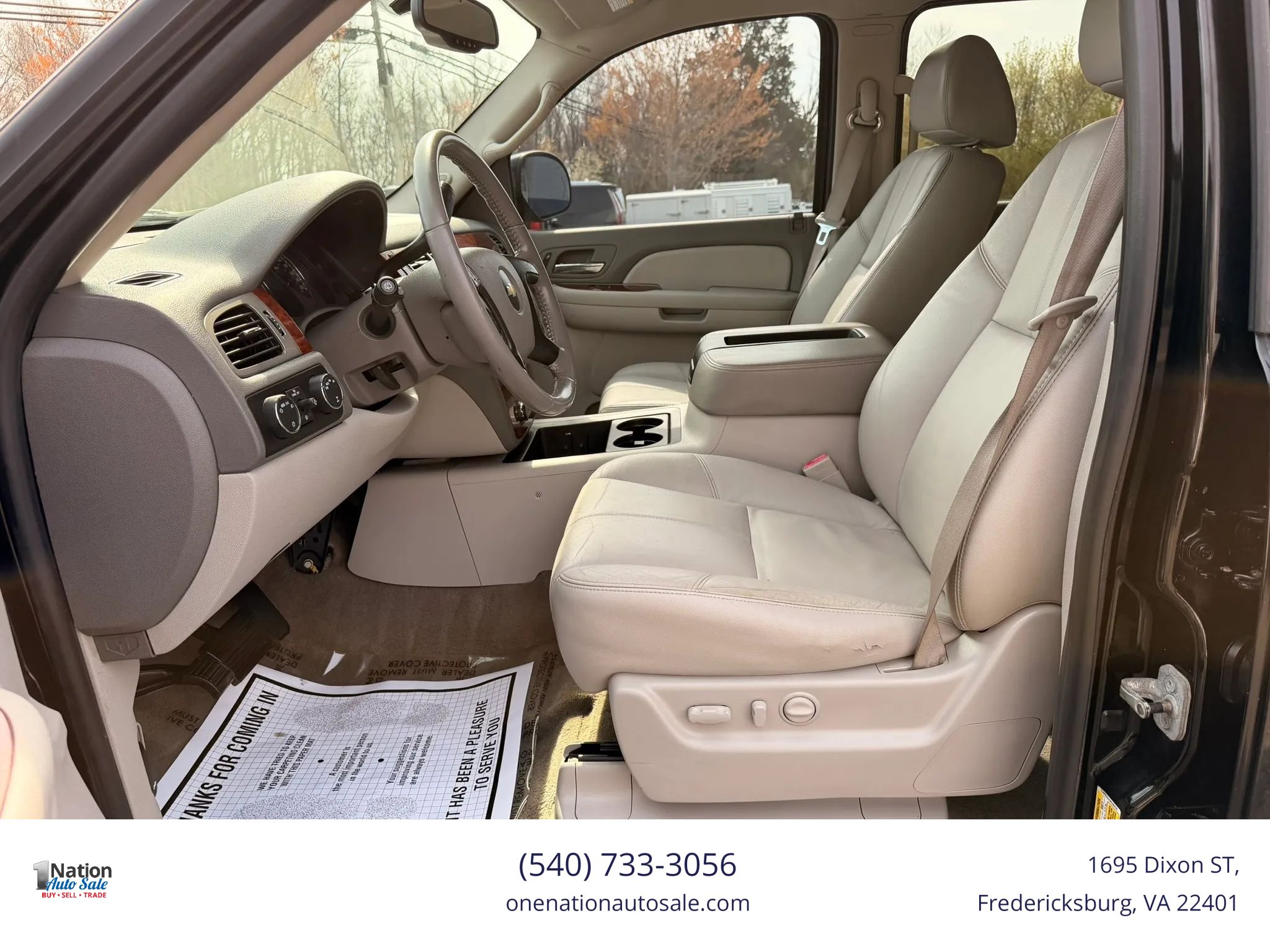 Used 2009 Chevrolet Suburban LT w/ Luxury Package AWD/4WD image 11