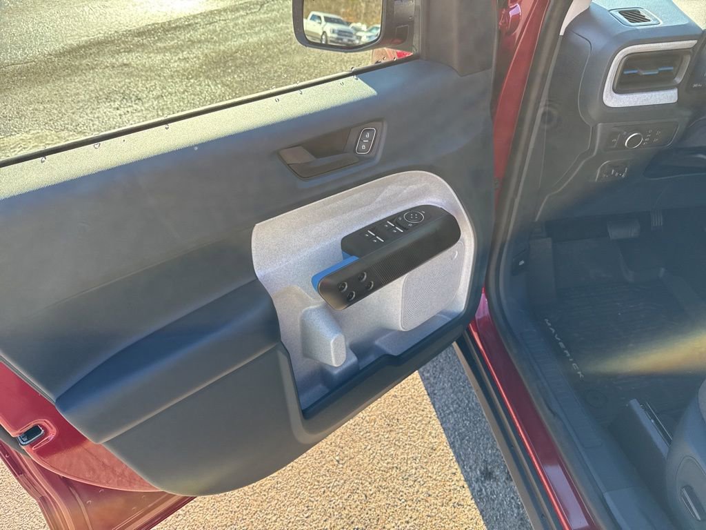 New 2026 Ford Maverick XLT w/ XLT Luxury Package image 14