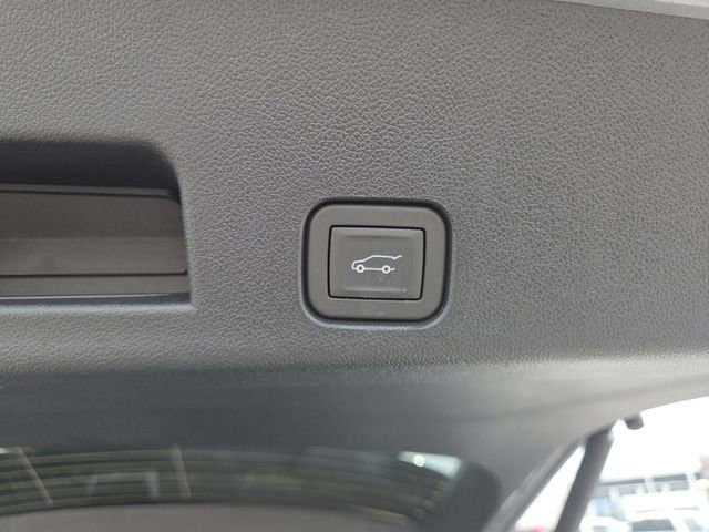 New 2026 GMC Acadia Elevation w/ Elevation Premium Package image 18