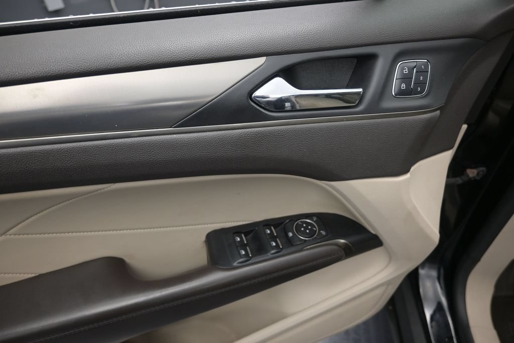 Used 2018 Lincoln MKC Premiere FWD image 10
