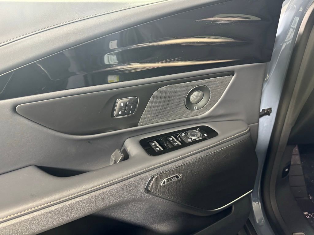 New 2026 Lincoln Nautilus Premier w/ Equipment Group 102A AWD/4WD image 17