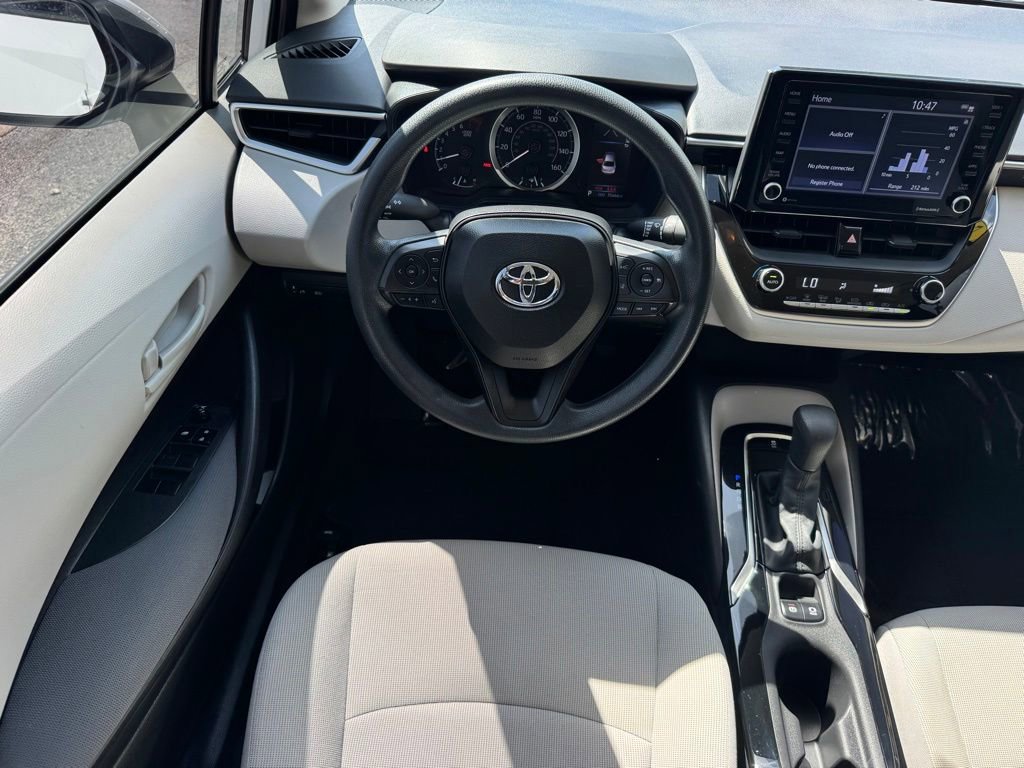 Used 2022 Toyota Corolla LE w/ LE Convenience Package FWD image 16