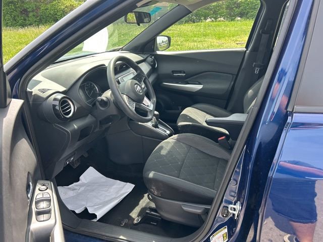 Used 2020 Nissan Kicks SV FWD image 10