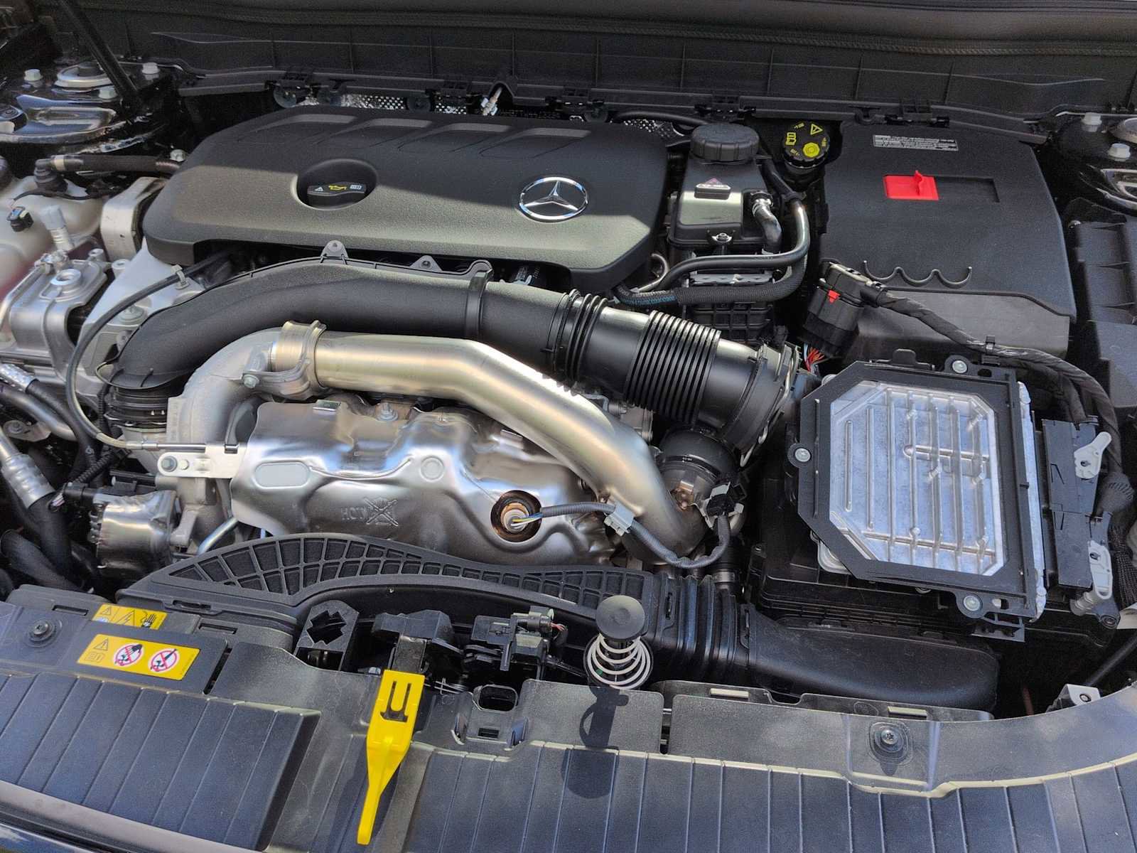 Used 2026 Mercedes-Benz GLB 250 4MATIC image 15