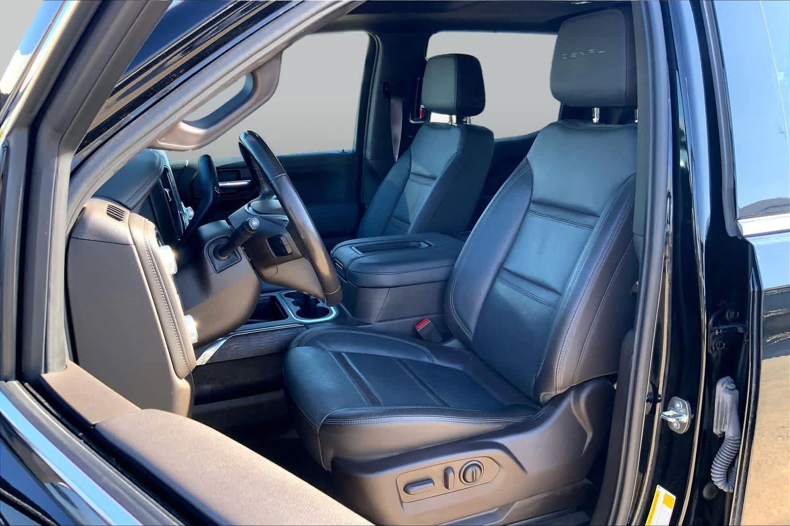 Used 2020 GMC Sierra 1500 Denali w/ Denali Ultimate Package AWD/4WD image 8