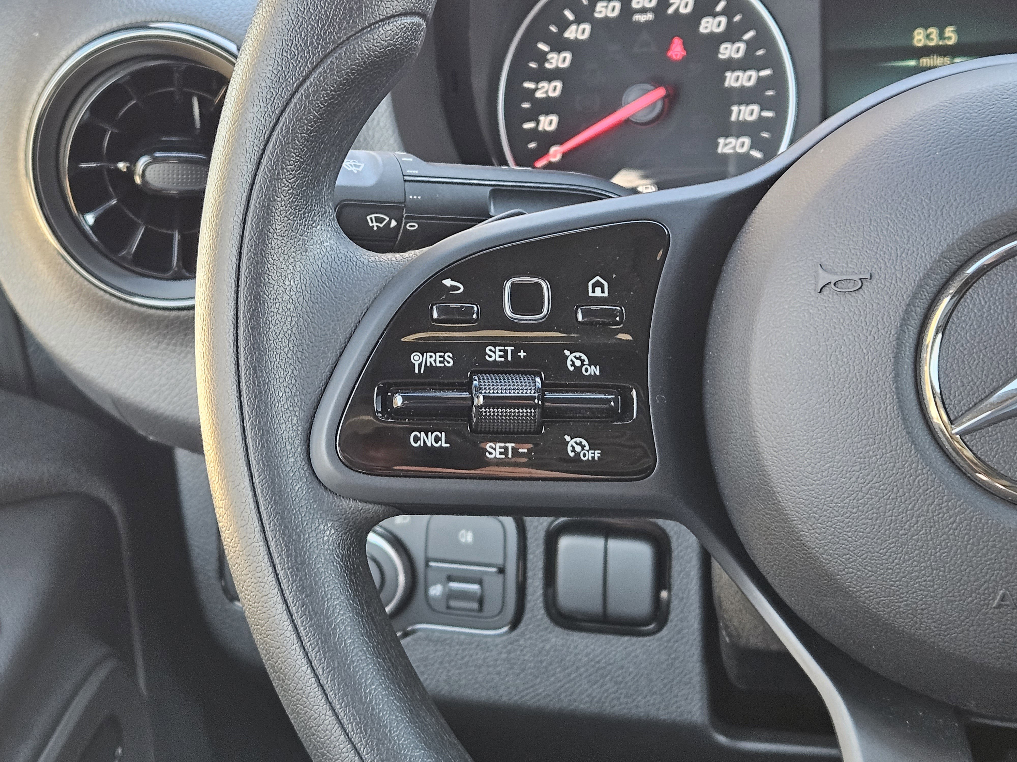 Used 2024 Mercedes-Benz Sprinter 3500 image 27