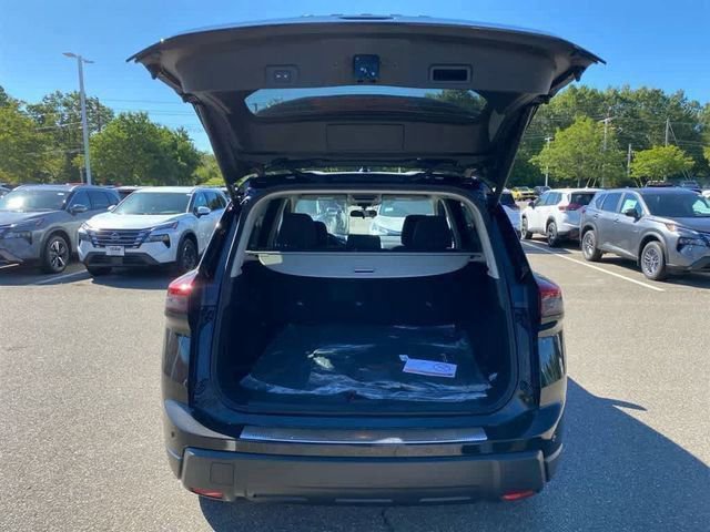 New 2026 Nissan Rogue SV image 6