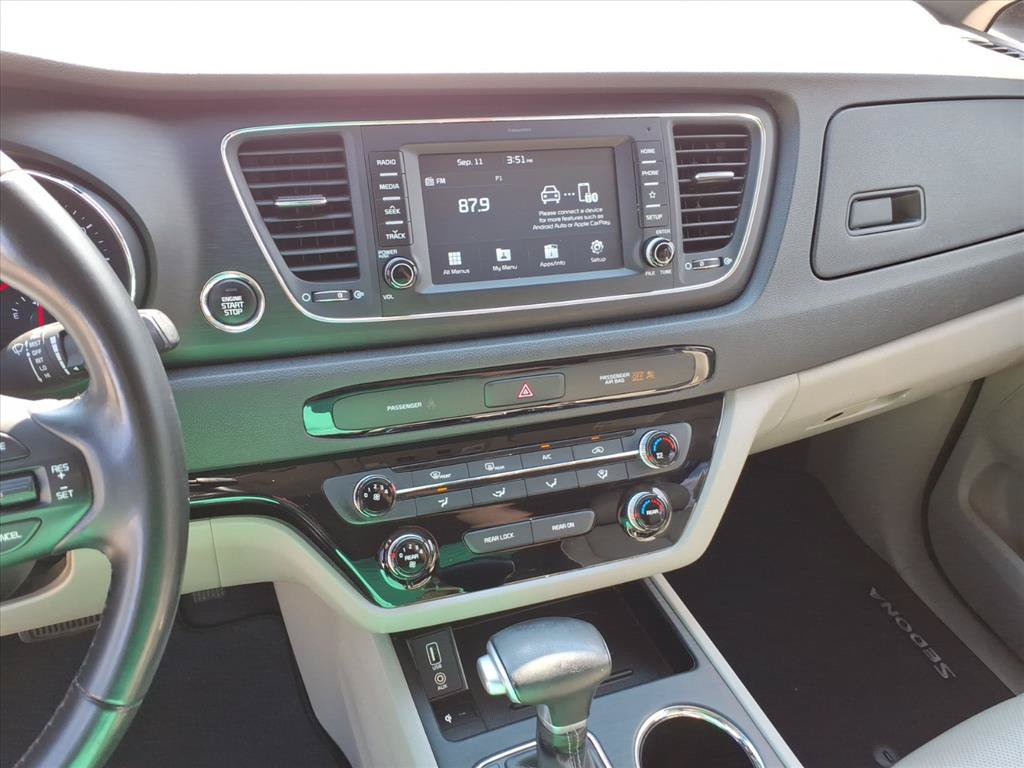 Used 2020 Kia Sedona EX FWD image 29
