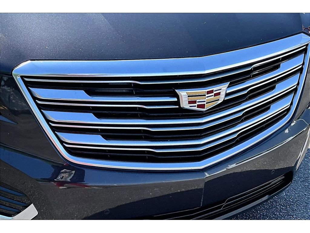 Used 2018 Cadillac XT5 Premium Luxury FWD image 32