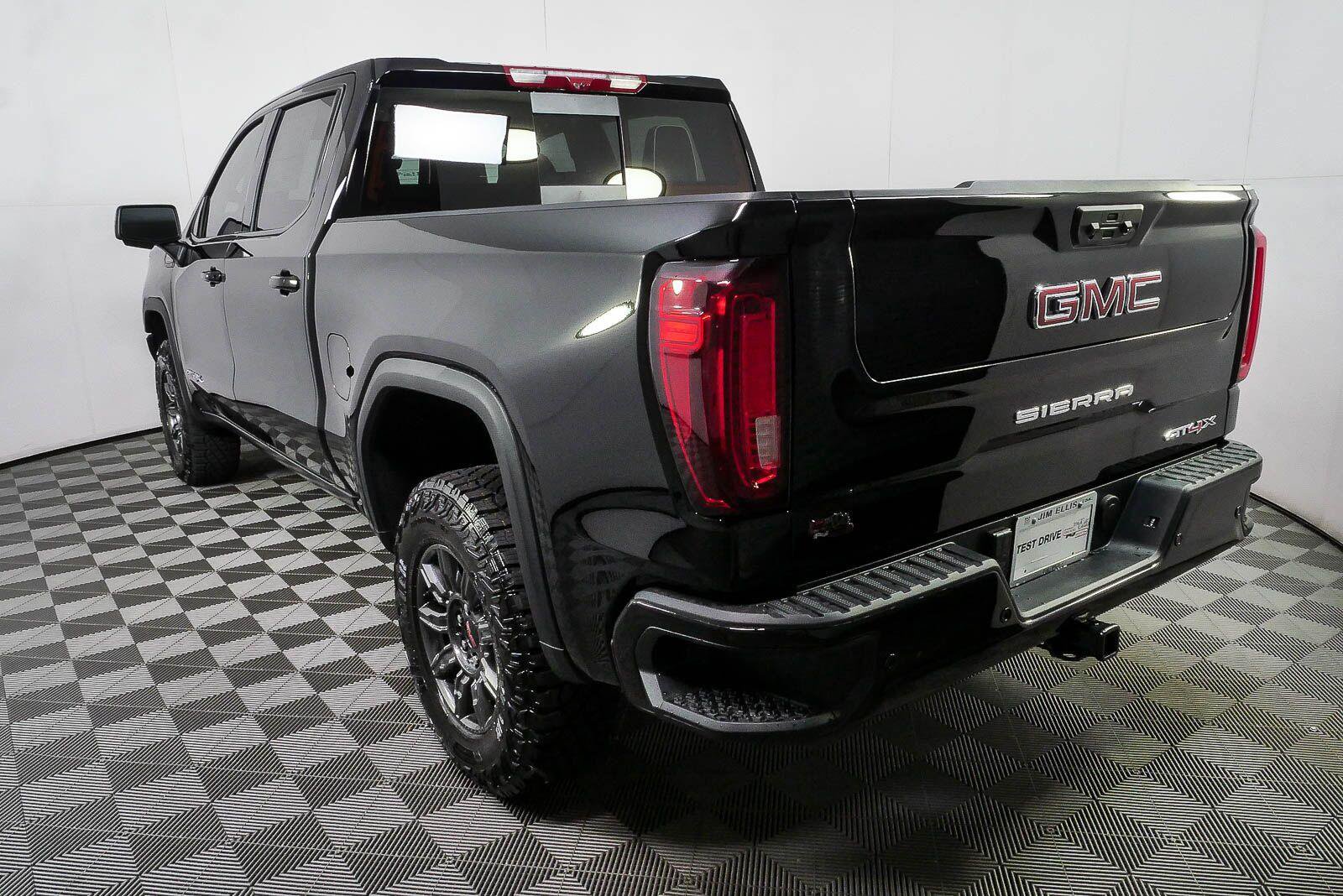 New 2026 GMC Sierra 1500 AT4X AWD/4WD image 29