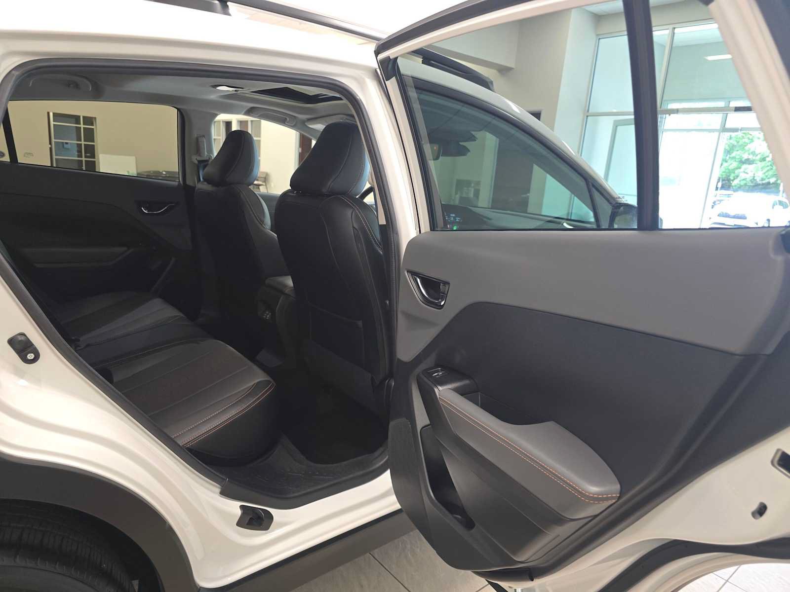 Used 2025 Subaru Crosstrek 2.5i Limited w/ Crosstrek Mirror Package AWD/4WD image 27