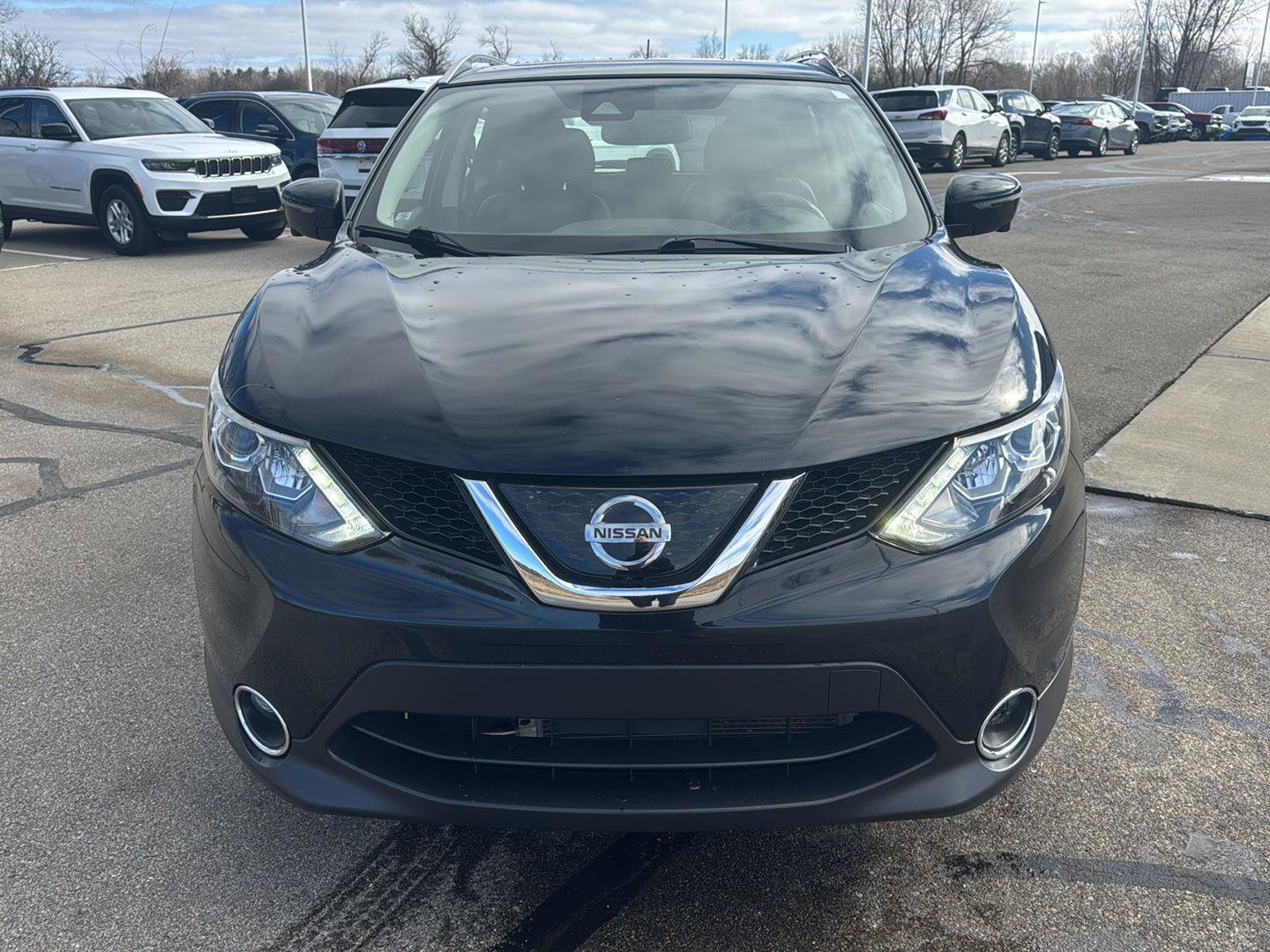 Used 2019 Nissan Rogue Sport SL w/ Premium Package image 10