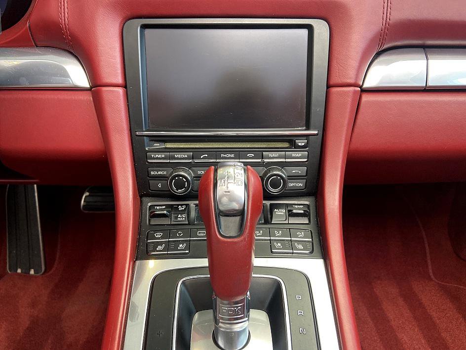 Used 2013 Porsche Boxster S image 12