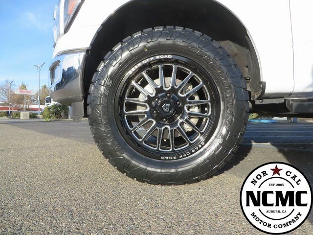 Used 2024 Ford F150 Lariat image 9