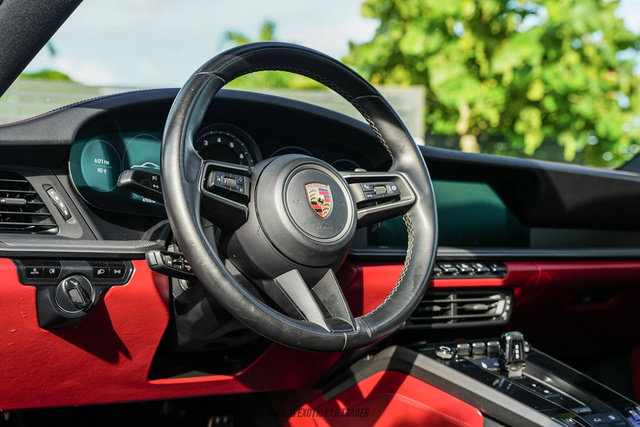 Used 2020 Porsche 911 Carrera RWD image 21