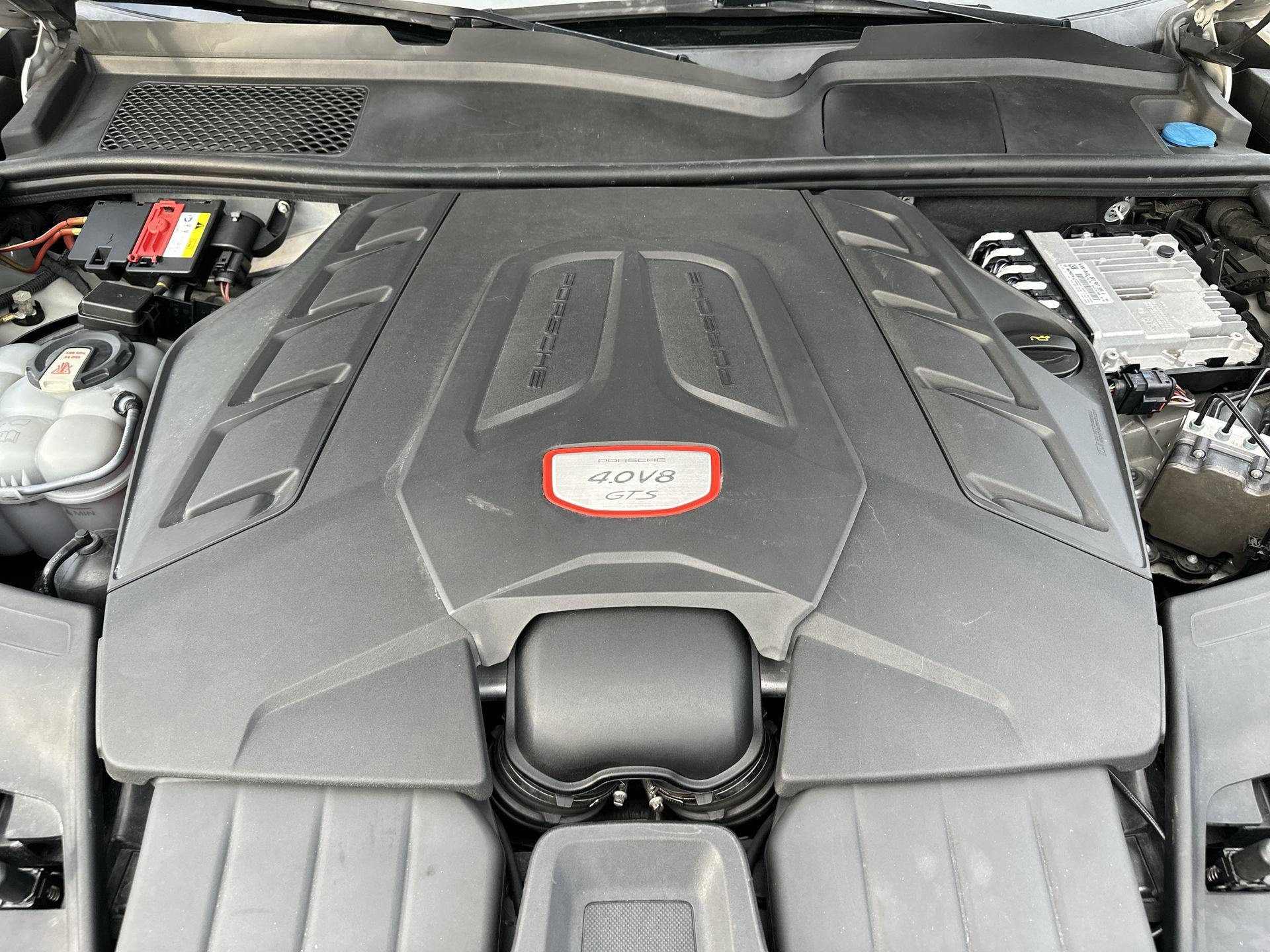 Used 2021 Porsche Cayenne GTS AWD/4WD image 17