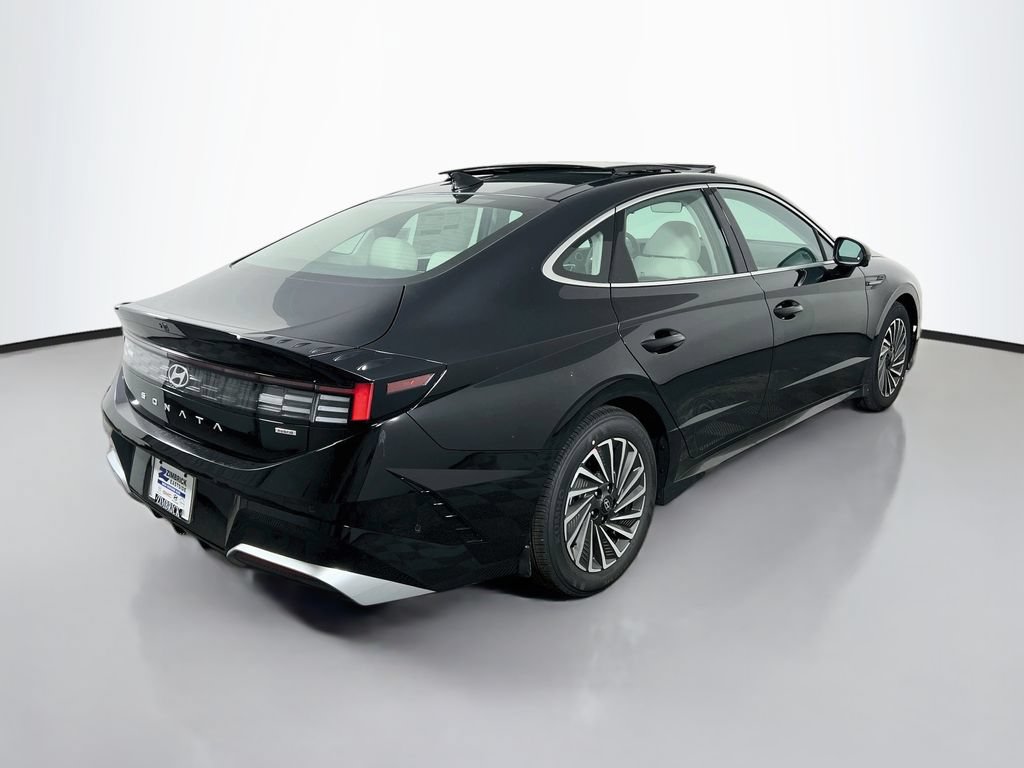 New 2026 Hyundai Sonata Limited FWD image 7