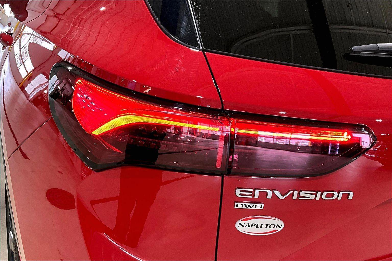 Certified 2025 Buick Envision Sport Touring image 30