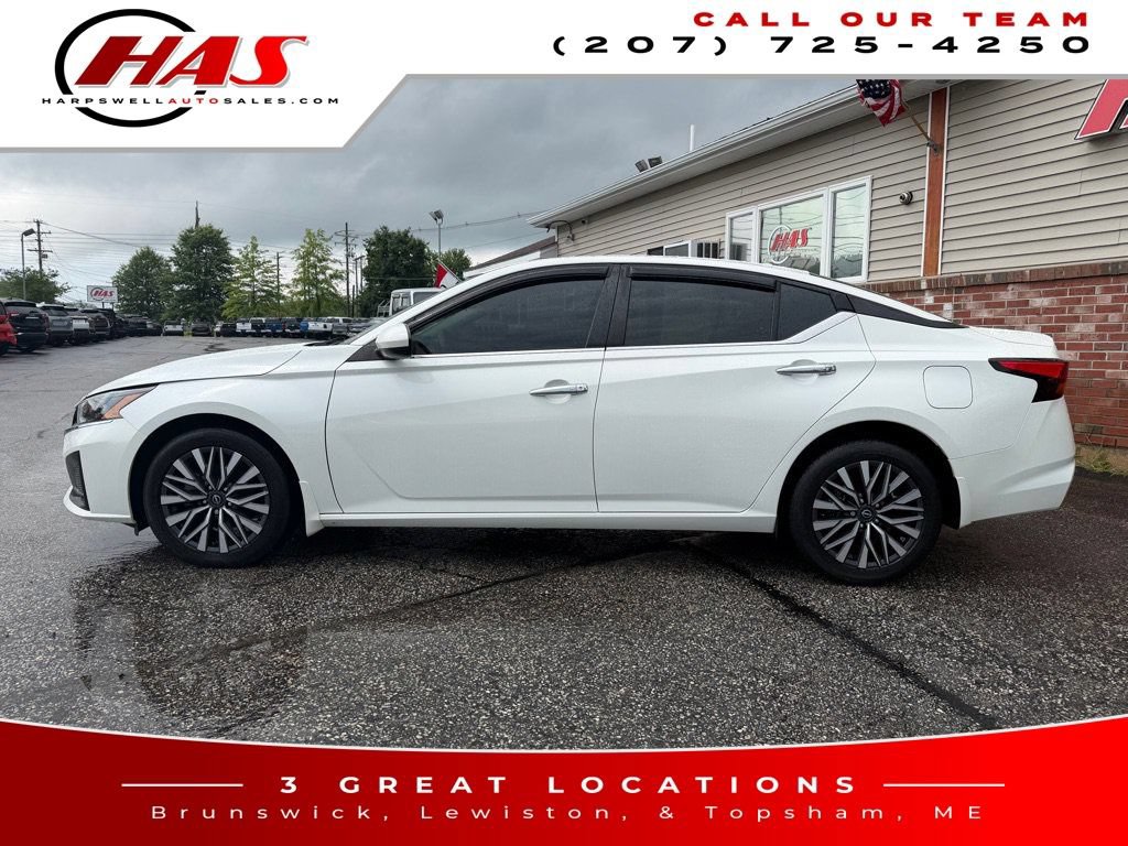 Used 2023 Nissan Altima 2.5 SV AWD/4WD image 3