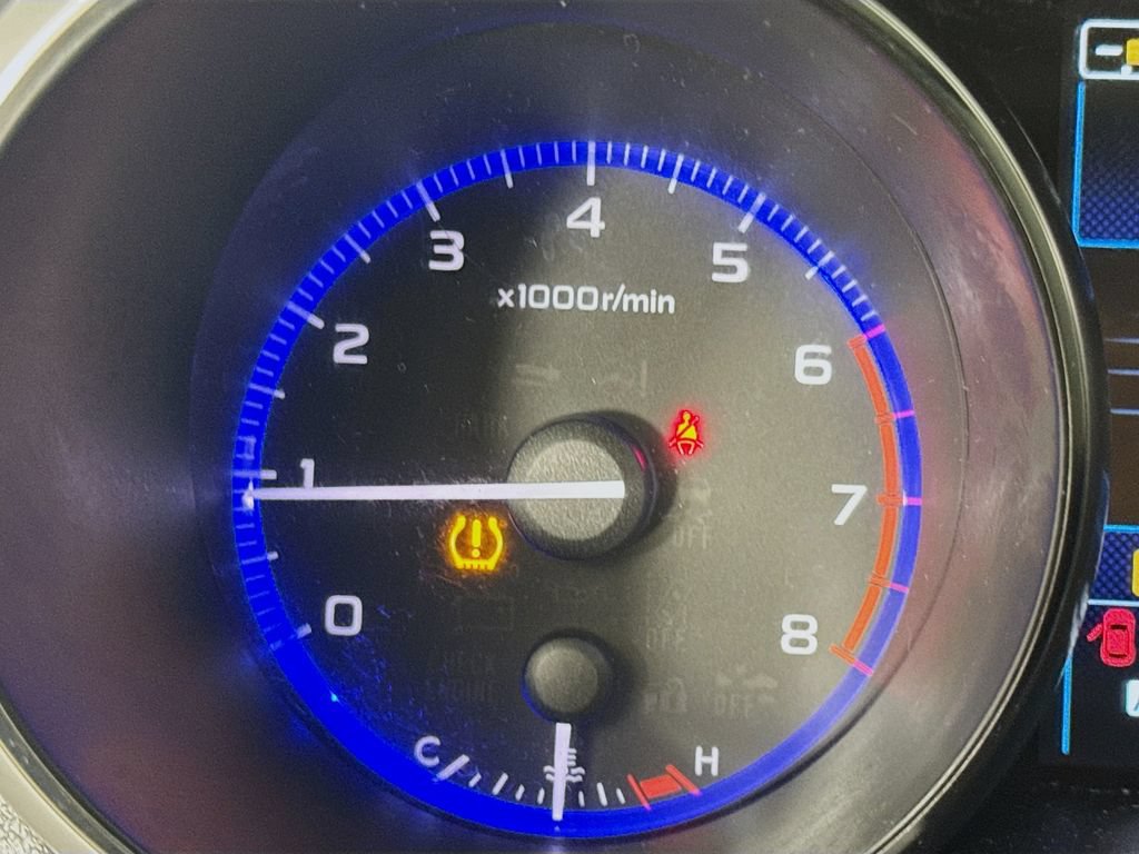Used 2019 Subaru Outback 2.5i AWD/4WD image 16