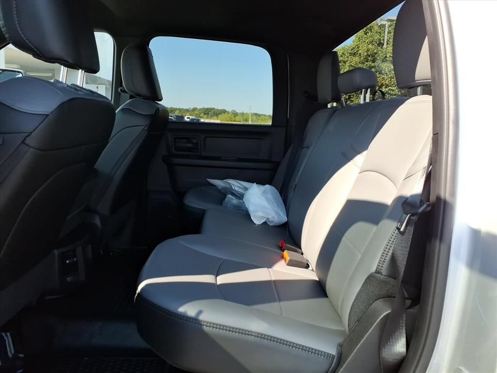 New 2026 RAM 2500 Tradesman w/ Chrome Appearance Group AWD/4WD image 9