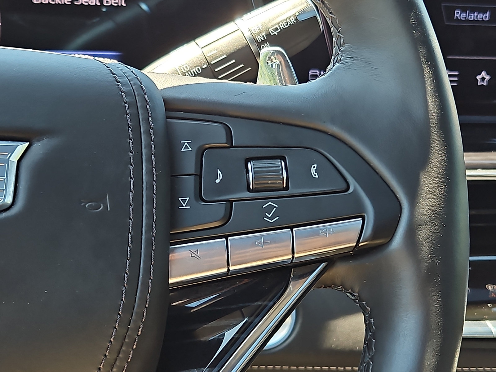 Used 2024 Cadillac Escalade ESV V w/ LPO, Floor Liner Package AWD/4WD image 24