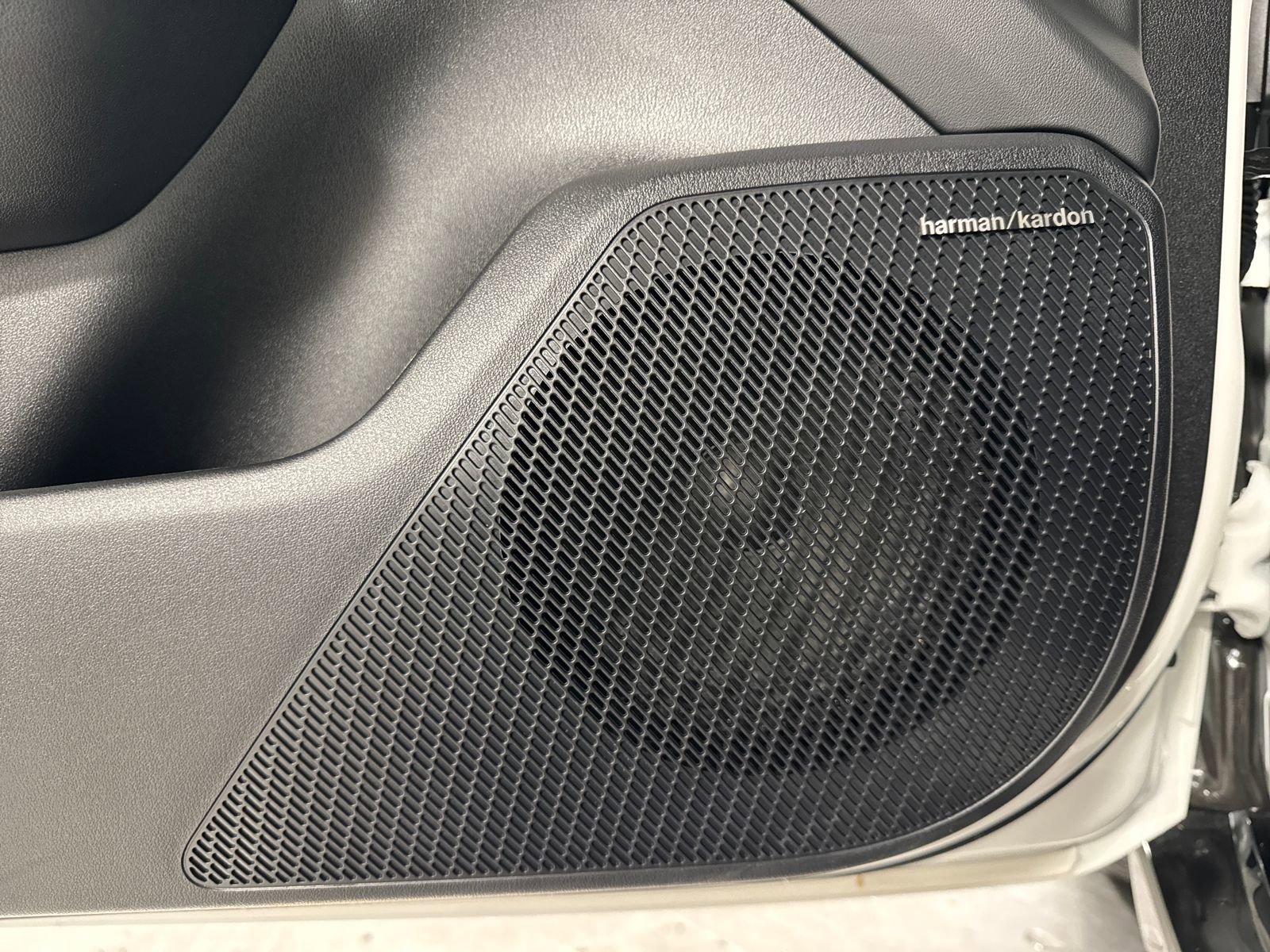 Used 2025 Kia K4 GT-Line w/ GT-Line Premium Package image 29