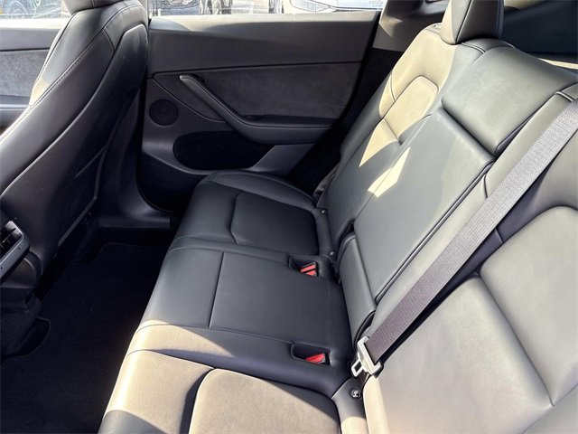 Used 2024 Tesla Model Y Long Range image 18