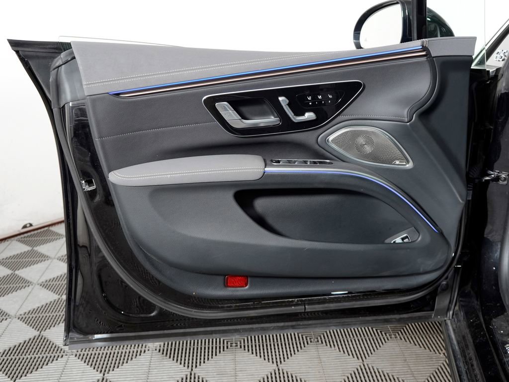 Certified 2023 Mercedes-Benz EQS 580 4MATIC Sedan image 29