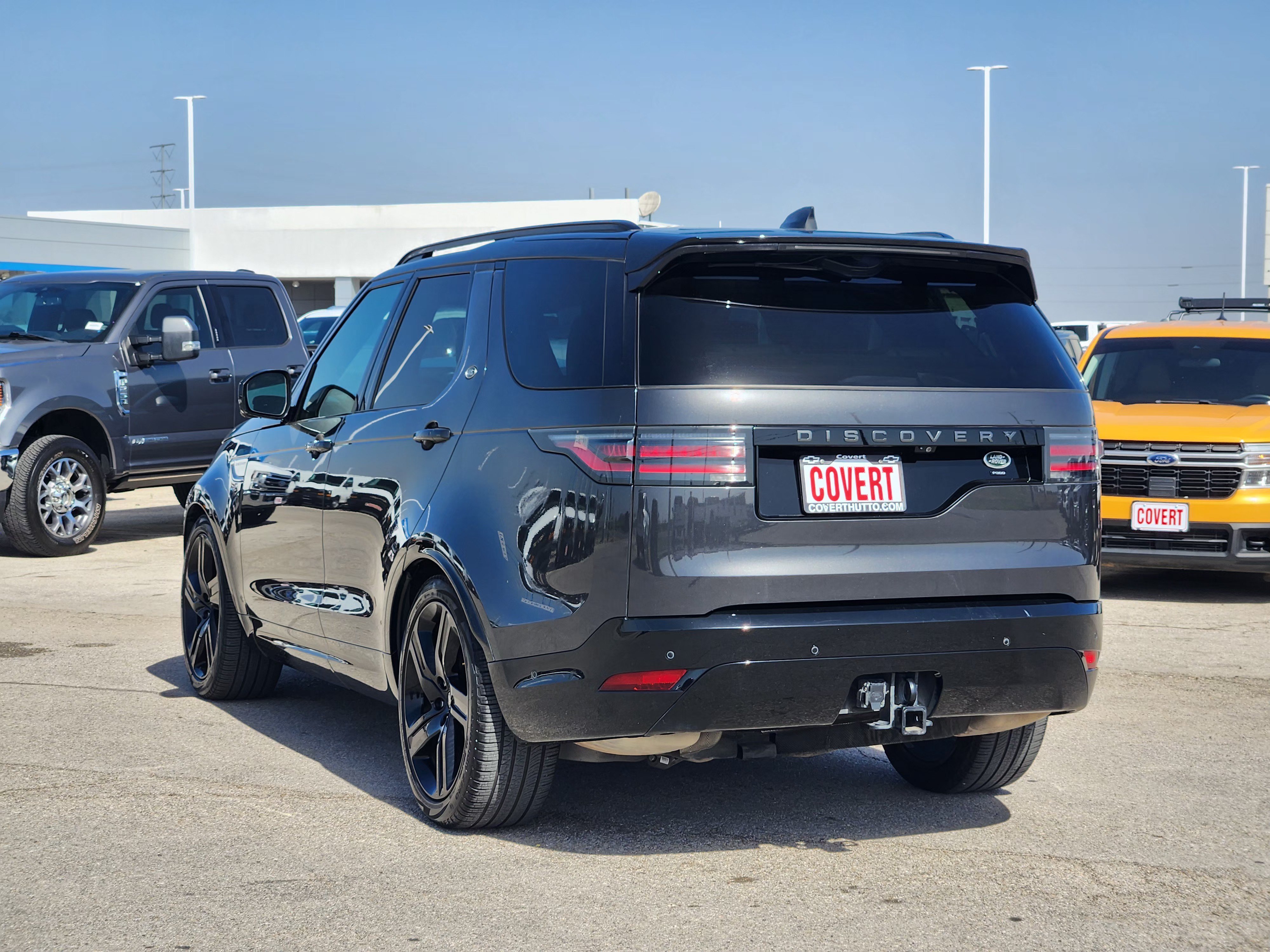 Used 2023 Land Rover Discovery S R-Dynamic AWD/4WD image 5