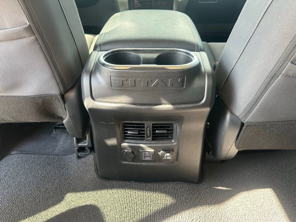 Used 2021 Nissan Titan SV w/ SV Convenience Package image 25