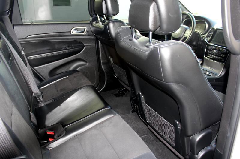 Used 2020 Jeep Grand Cherokee Altitude image 15