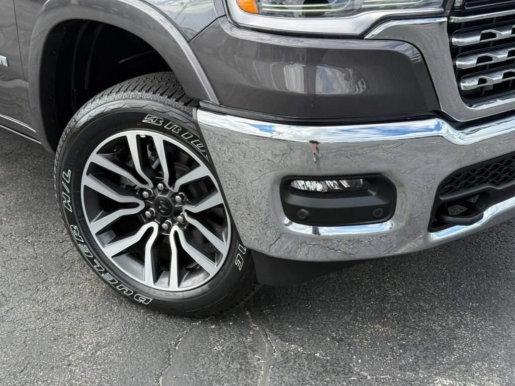 Used 2026 RAM 1500 Limited w/ Bed Utility Group AWD/4WD image 3