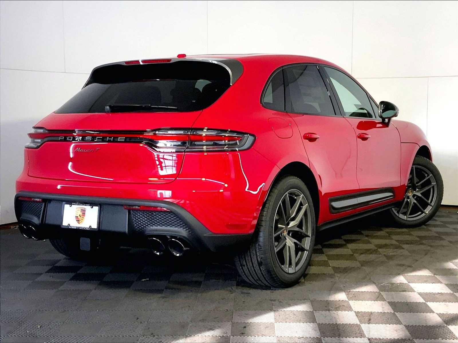 New 2025 Porsche Macan Turbo image 7
