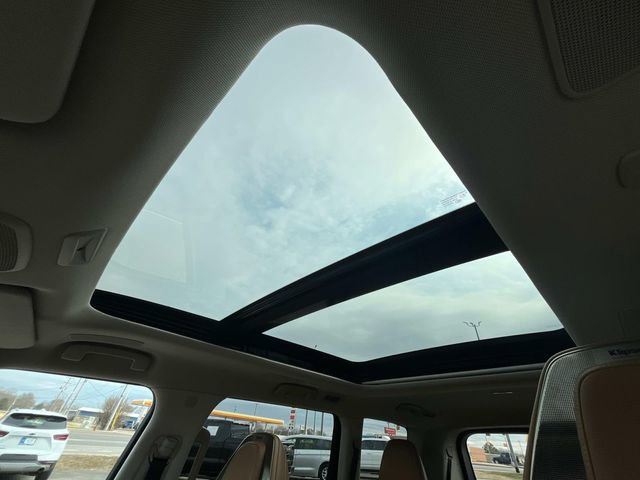 Used 2025 INFINITI QX80 Sensory image 45