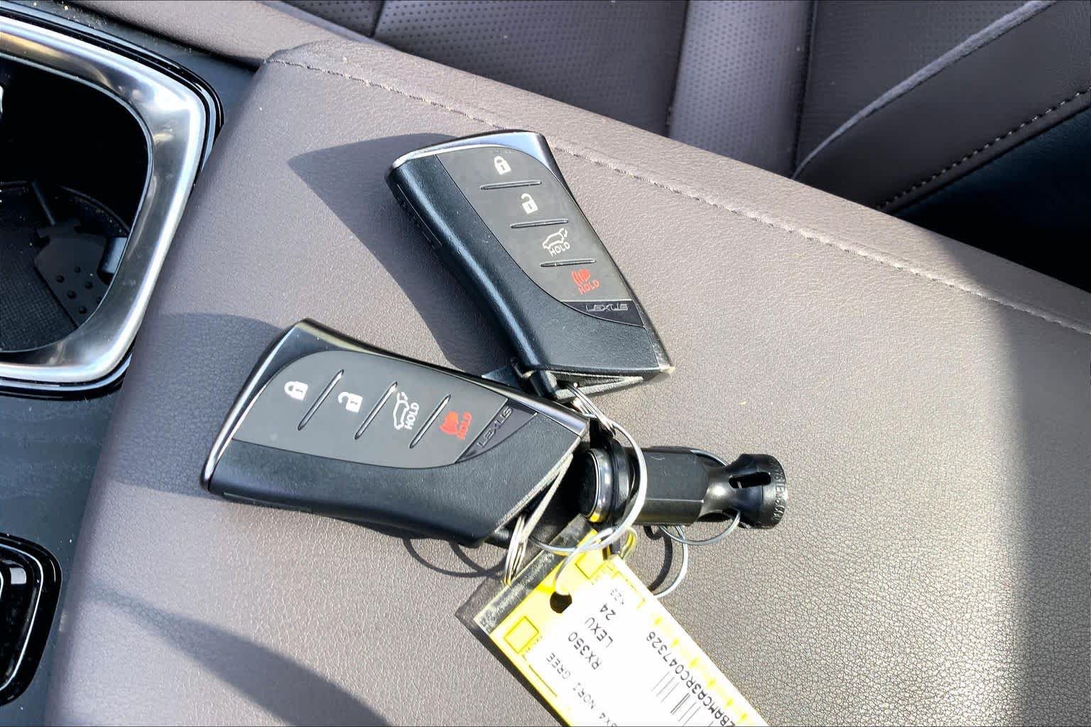 Used 2024 Lexus RX 350 AWD w/ Convenience Package image 15