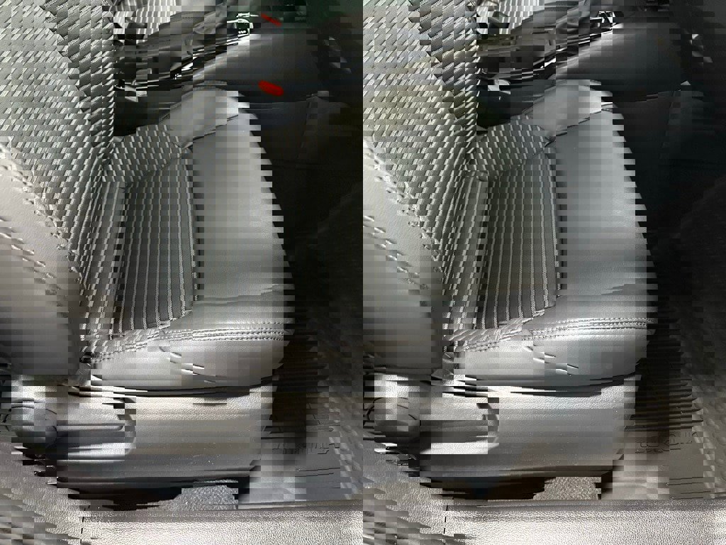 Used 2025 Toyota Corolla XSE image 48